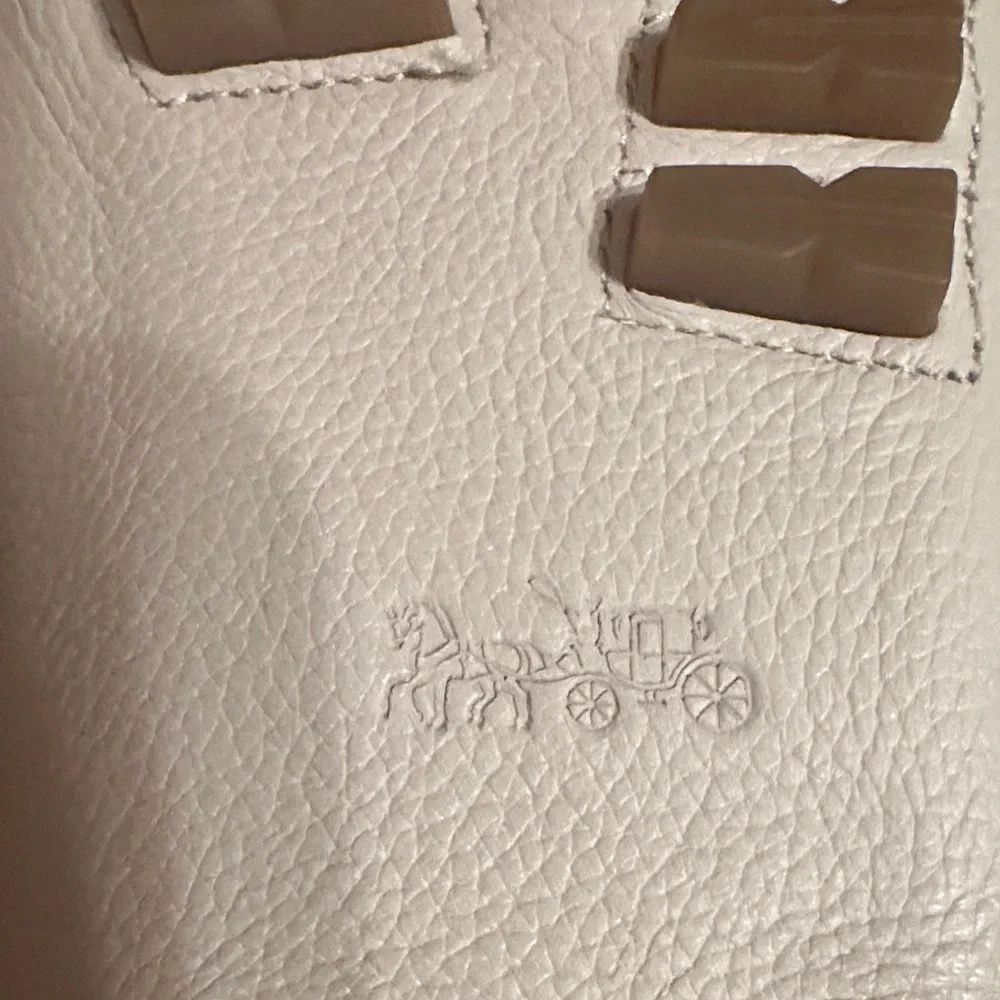 Coach Women's Cream Loafers - Picture 4 of 7